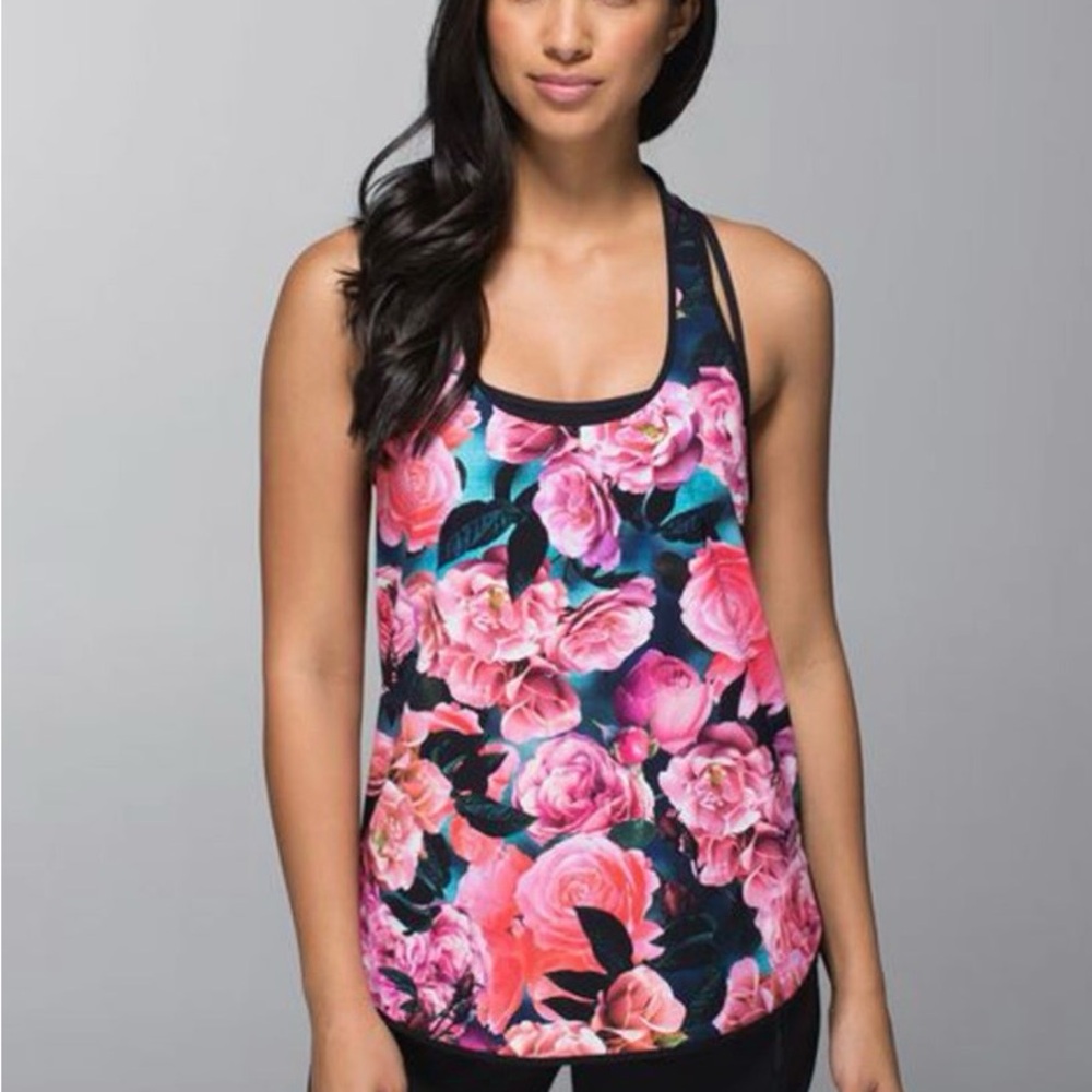 Lululemon Coastal Tank
Secret Garden / Black
